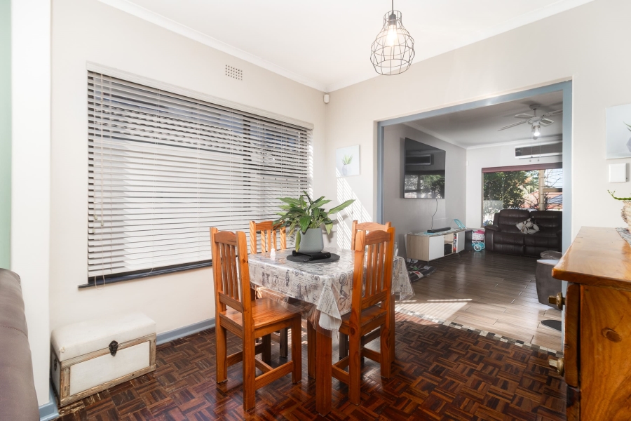 5 Bedroom Property for Sale in La Rochelle Western Cape